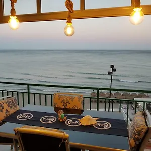 https://holiday-wanda.1costadelsol.com